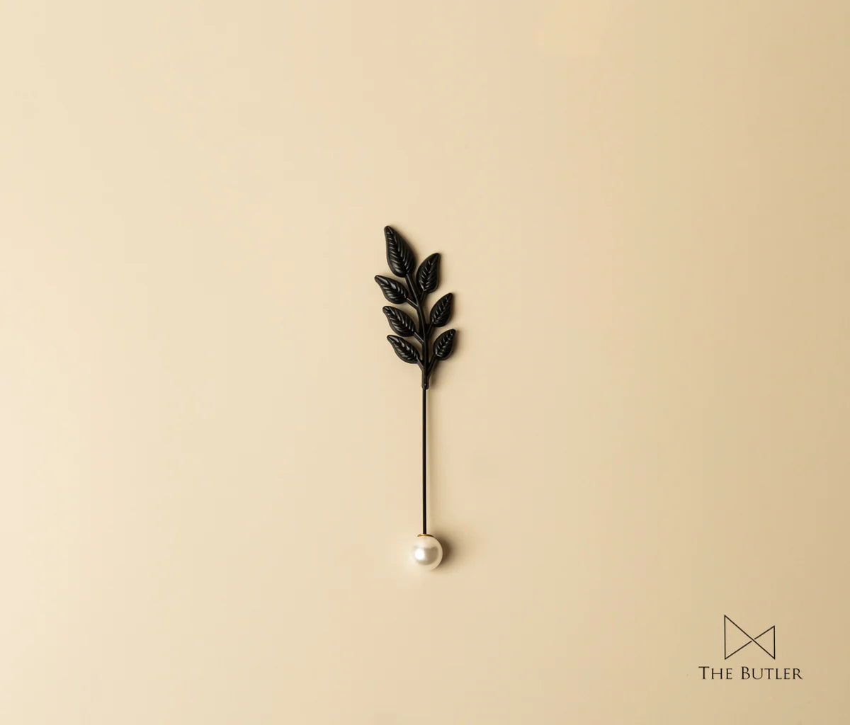 Leaf Black - Metal Lapel Pin