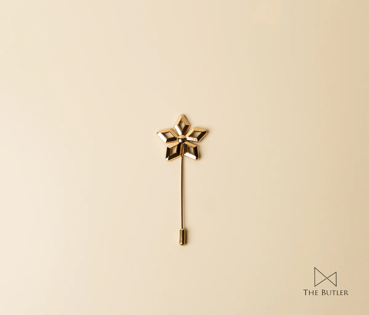 Scarlet Pimpernel - metal lapel pin