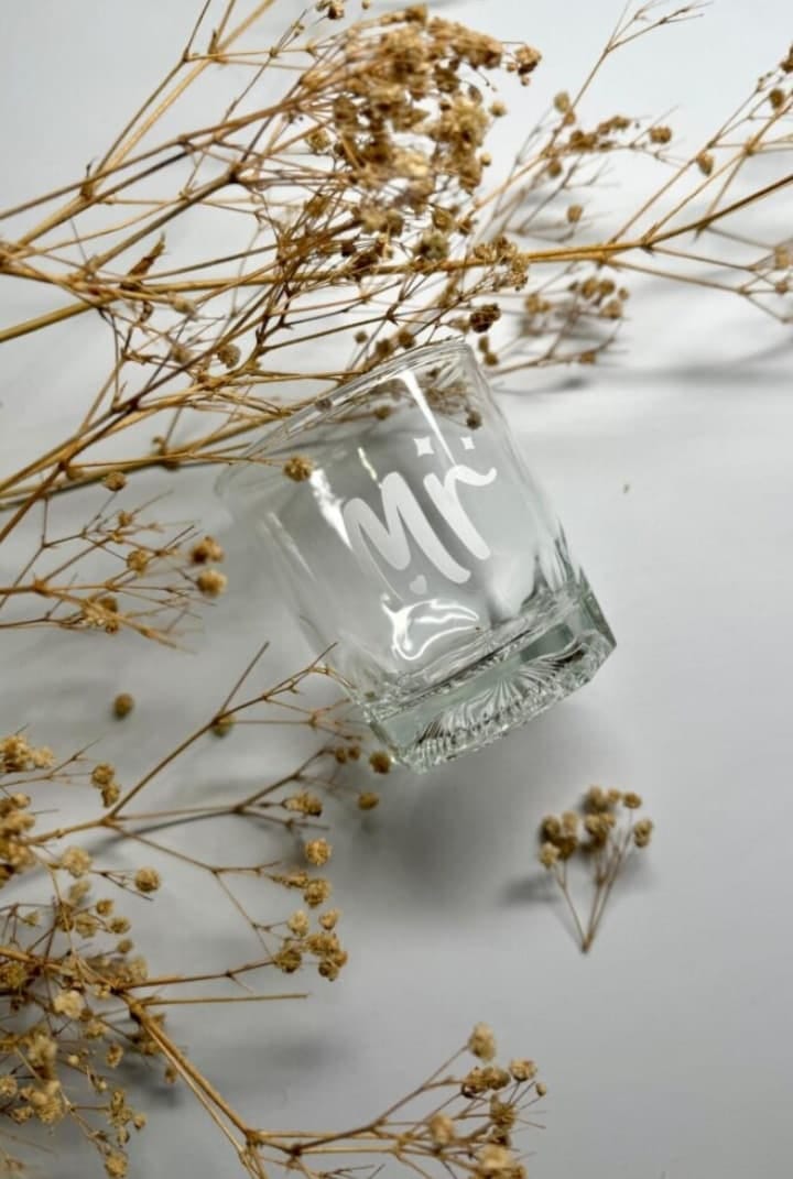 customize whisky glass with foil print